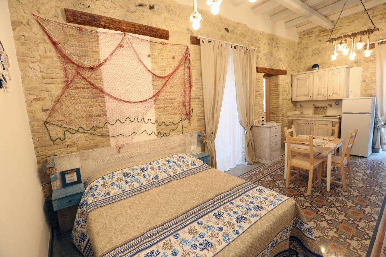Antica Dimora Dell'Ammiraglio Aparthotel Licata Exterior photo